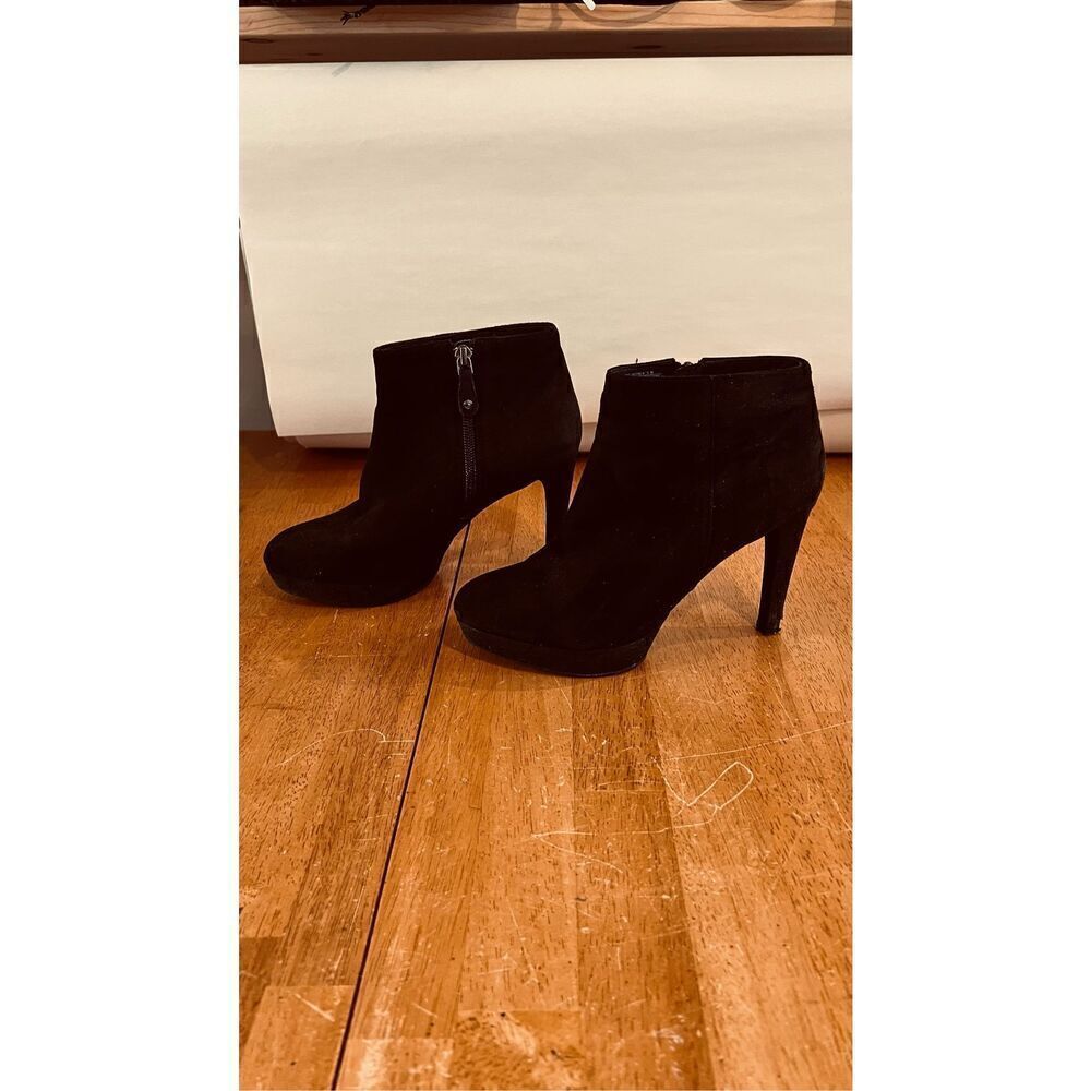 Rockport Black Suede Side Zip Heeled ANkle Boots Size 6